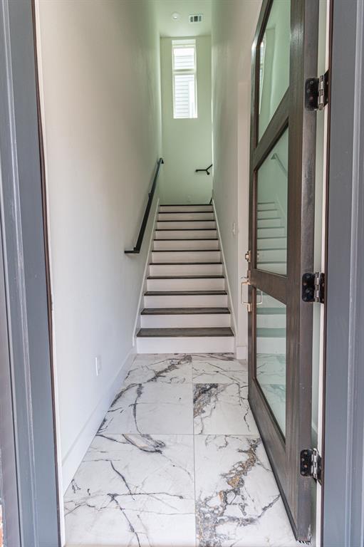 Ross Ave - Residential Lease