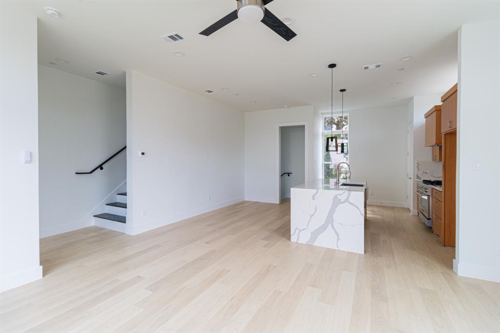 Ross Ave - Residential Lease