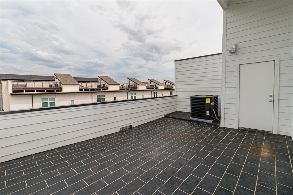 Ross Ave - Residential Lease