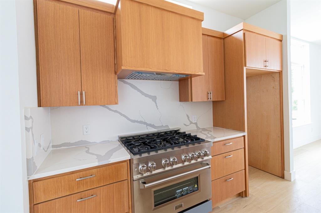 Ross Ave - Residential Lease