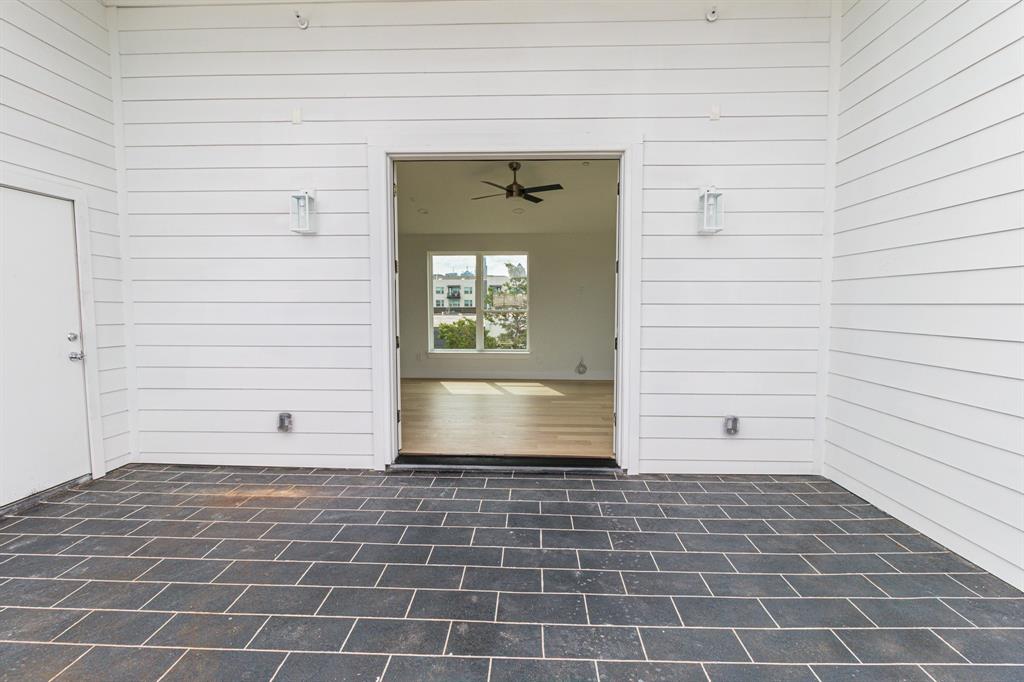 Ross Ave - Residential Lease