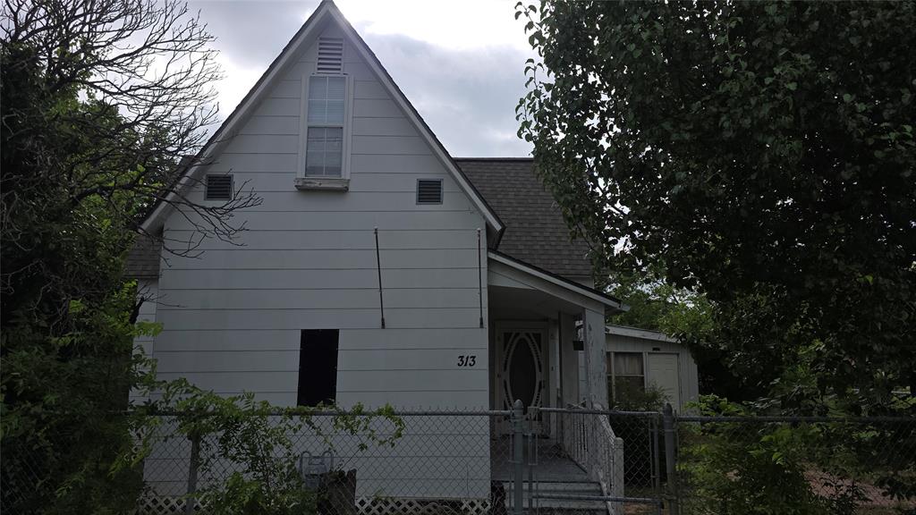313 N Pearl Street