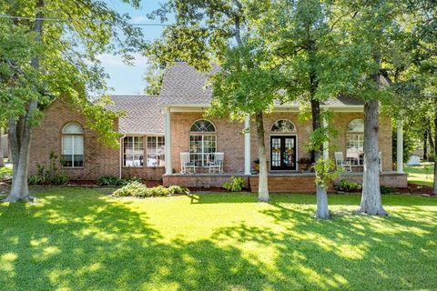 A home in Enchanted Oaks