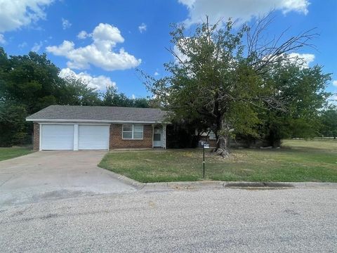 A home in Mineral Wells