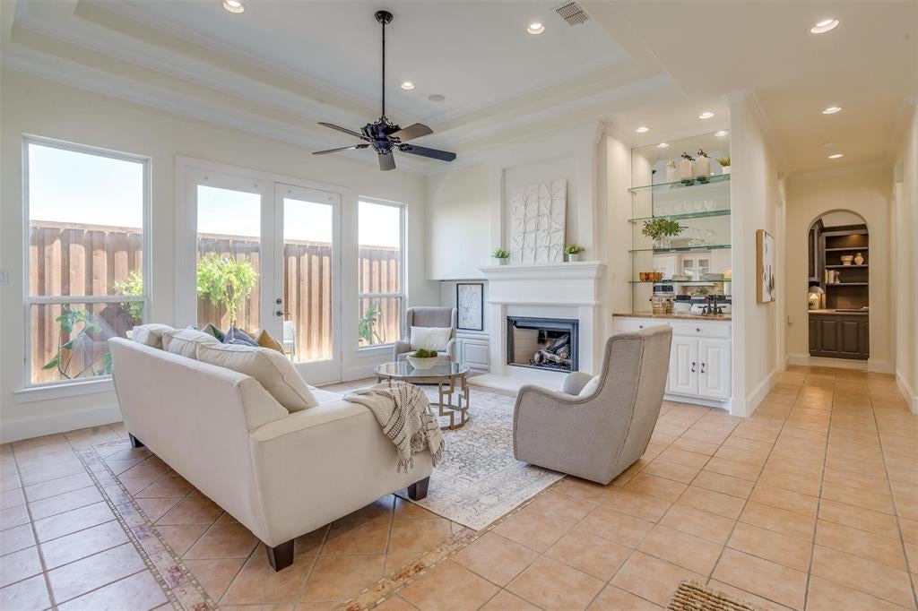 4224 Oak Park Court