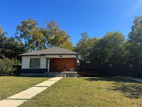 4301 Rosehill Road Garland TX 75043