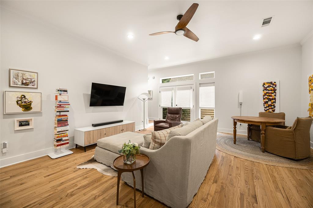 Ross Ave Condo - Residential