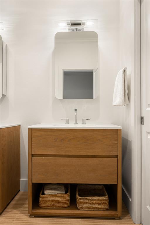 Ross Ave Condo - Residential
