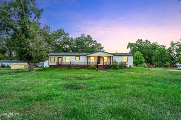 660 RED CHUTE LN, BOSSIER CITY, LA 71112 - Image 49ca1a8d68bd76e3c47be9e3cb8d3493/400322704