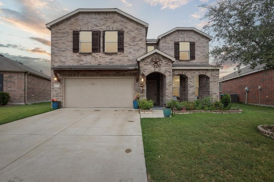 Welcome to this spacious, meticulously cared-for home that’s perfect for a big family! With an abundance of living space, this property offers both comfort and versatility. The heart of the home is the bright, inviting kitchen that flows seamlessly into the main living area, while upstairs you’ll find a second massive living room, ideal for family gatherings, entertaining guests, or creating a dedicated game and media space.
Freshly painted throughout, updated entire flooring throughout, the home feels modern and move-in ready. Step outside to your very own backyard oasis featuring a sparkling pool, plenty of space to play, and room for outdoor entertaining. Whether you’re hosting summer barbecues or simply enjoying quiet evenings under the stars, this backyard is designed for making memories.
This is the perfect home to spread out, come together, and enjoy the best of family living!