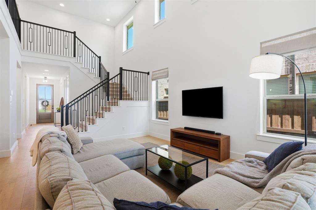 Ventana - Residential