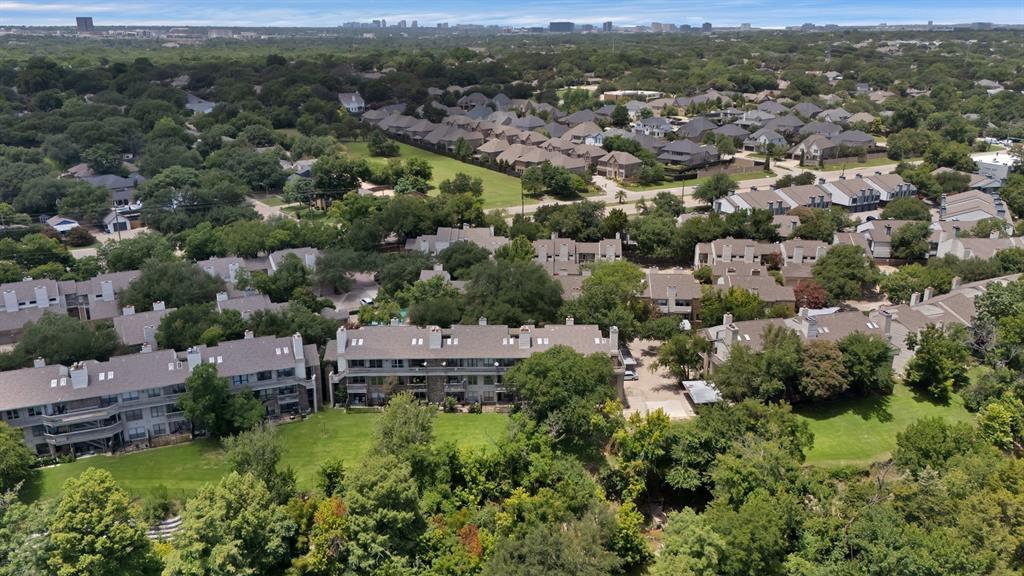 Oaks On The Bend Condos Ph 01-04 - Residential