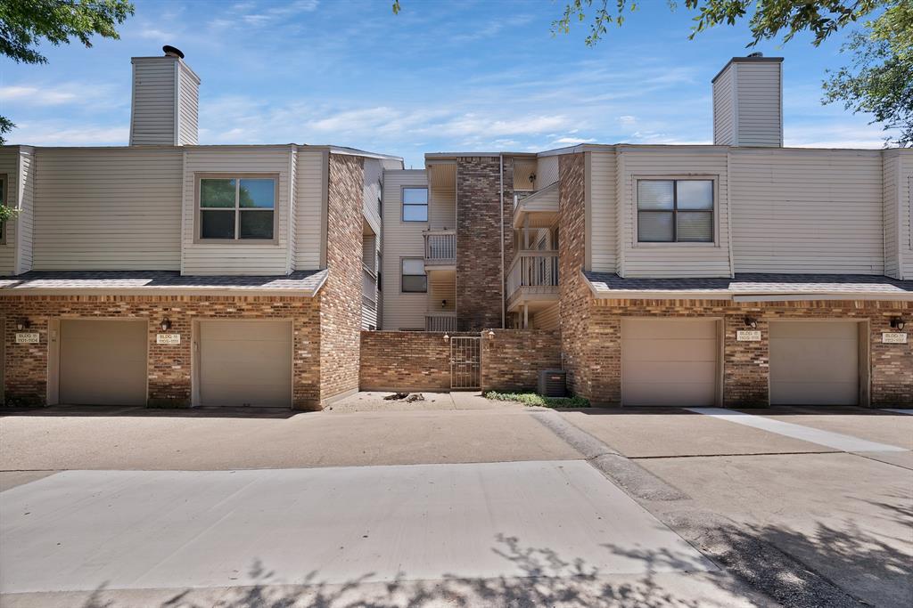 Oaks On The Bend Condos Ph 01-04 - Residential