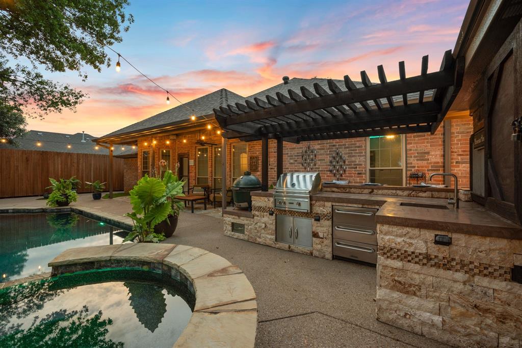 7832 Heatherbrook Court
