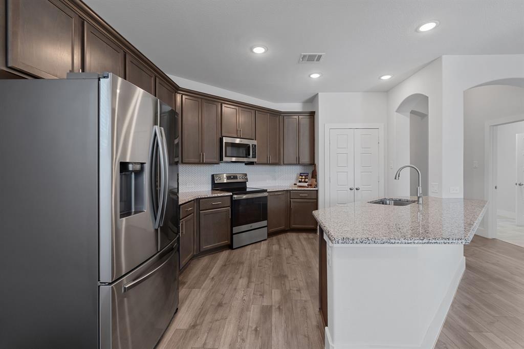 PECAN CREEK CROSSING - Residential