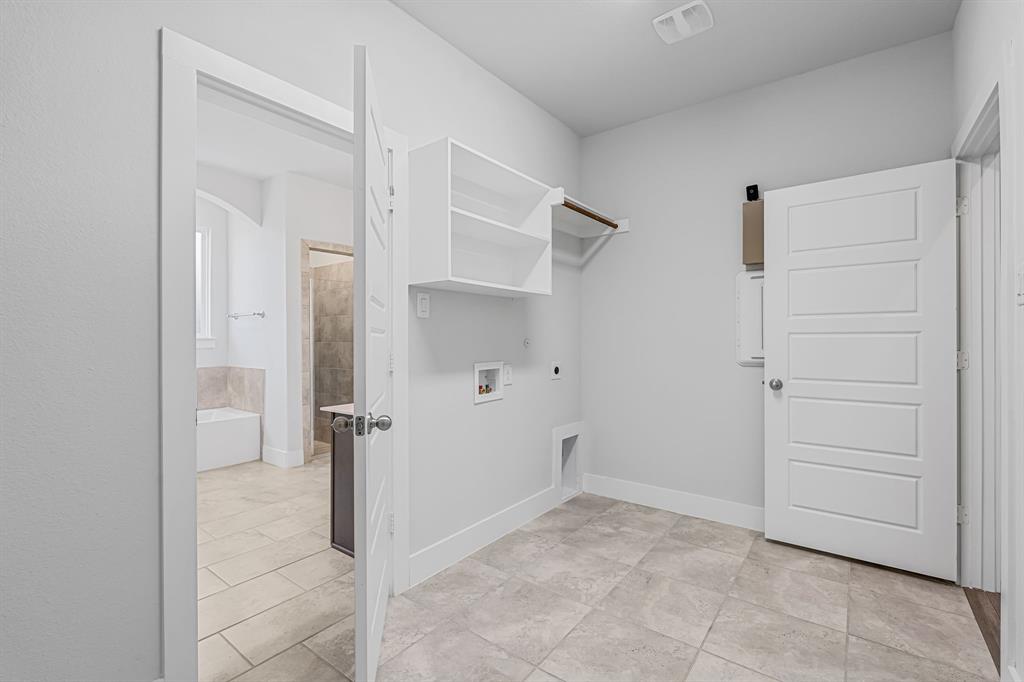 PECAN CREEK CROSSING - Residential