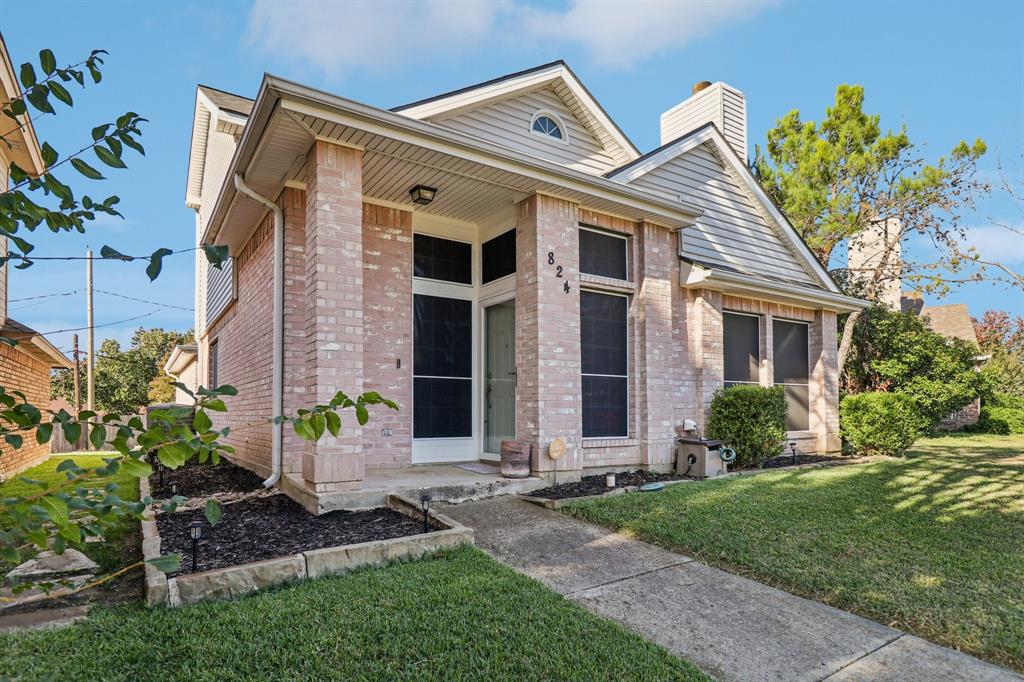 824 Greenridge Drive