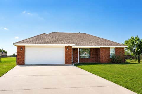 Photo of 708 Daniel Court, Collinsville, TX 76233 (MLS # 21360965)