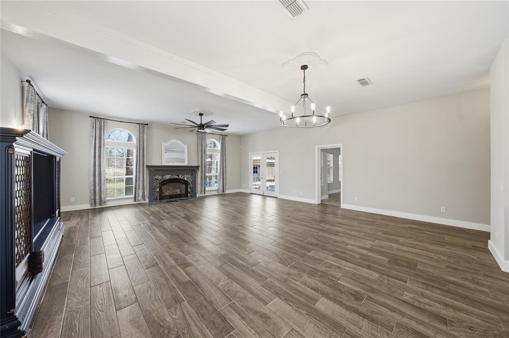 7600 County Road 3700