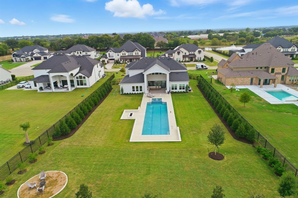 Townlake Ph Four - Residential