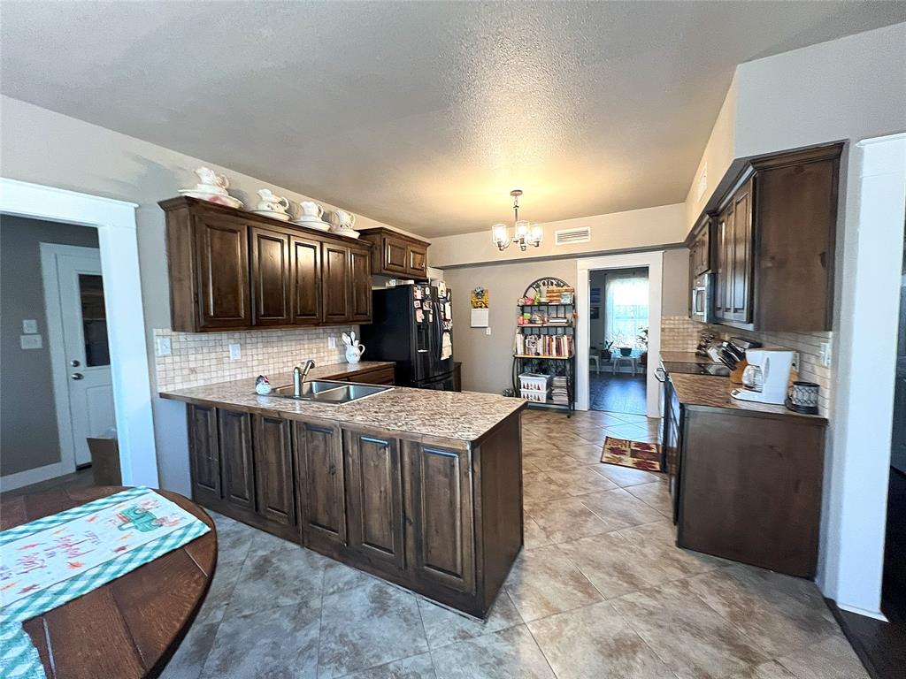 1447 County Road 189