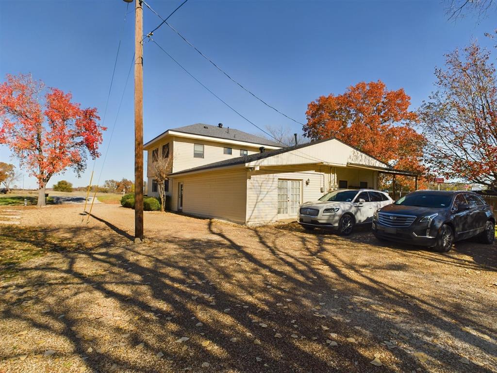 Joshua Minnett - Commercial Lease