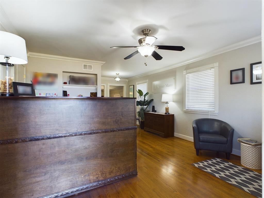 Joshua Minnett - Commercial Lease