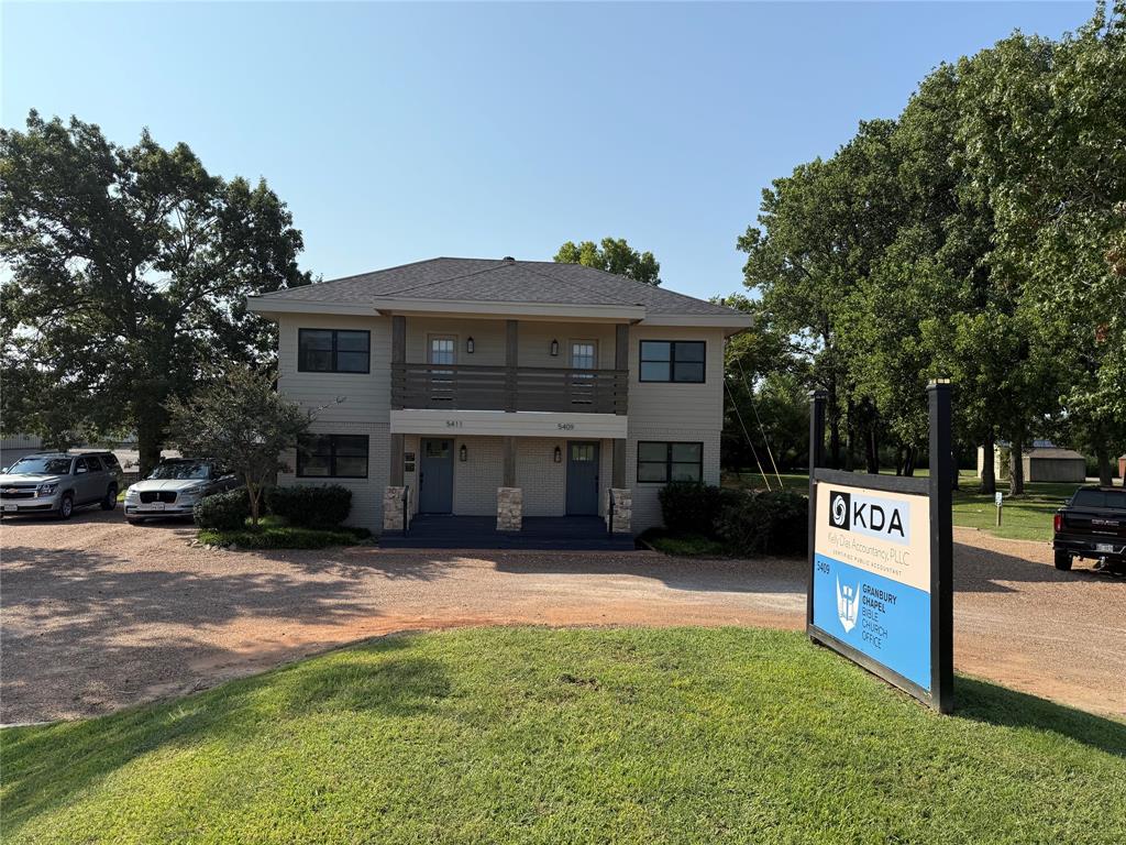 Joshua Minnett - Commercial Lease