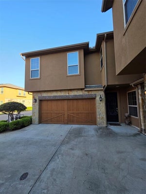 7305 VENICE DR UNIT 1, GRAND PRAIRIE, TX 75054 - Image 49e98519bedba4ebeabead47dced0ab5/1450500418