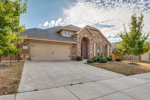 1914 Maplewood Drive Glenn Heights TX 75154