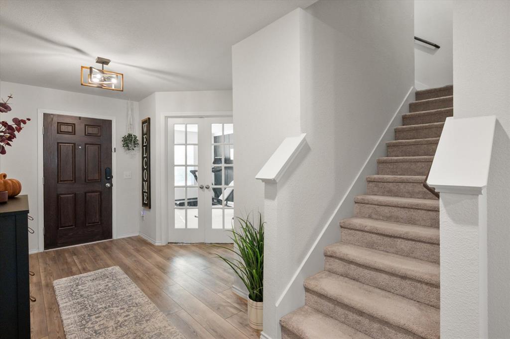 4520 Knoll Gardens Way