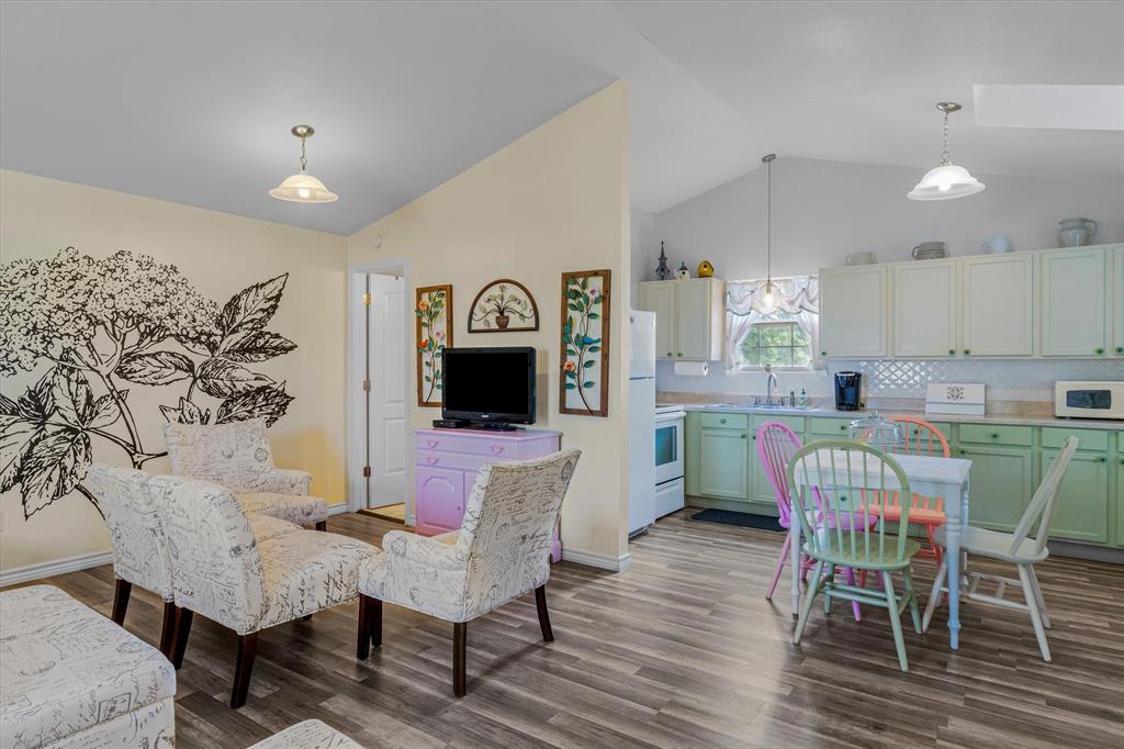 William C Anderson Surv Abs #5 - Residential Income