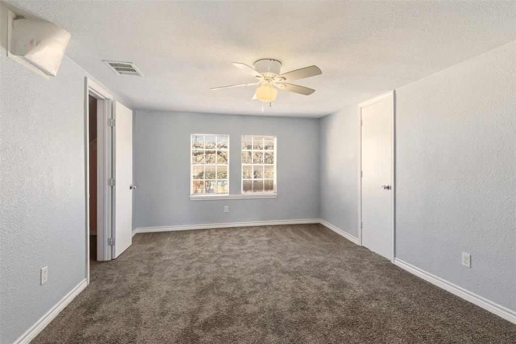 Hollowbrook - Residential