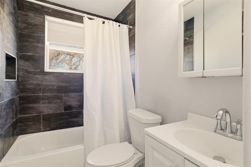 Hollowbrook - Residential