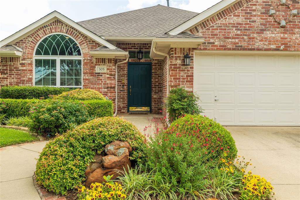 305 Chantilly Court