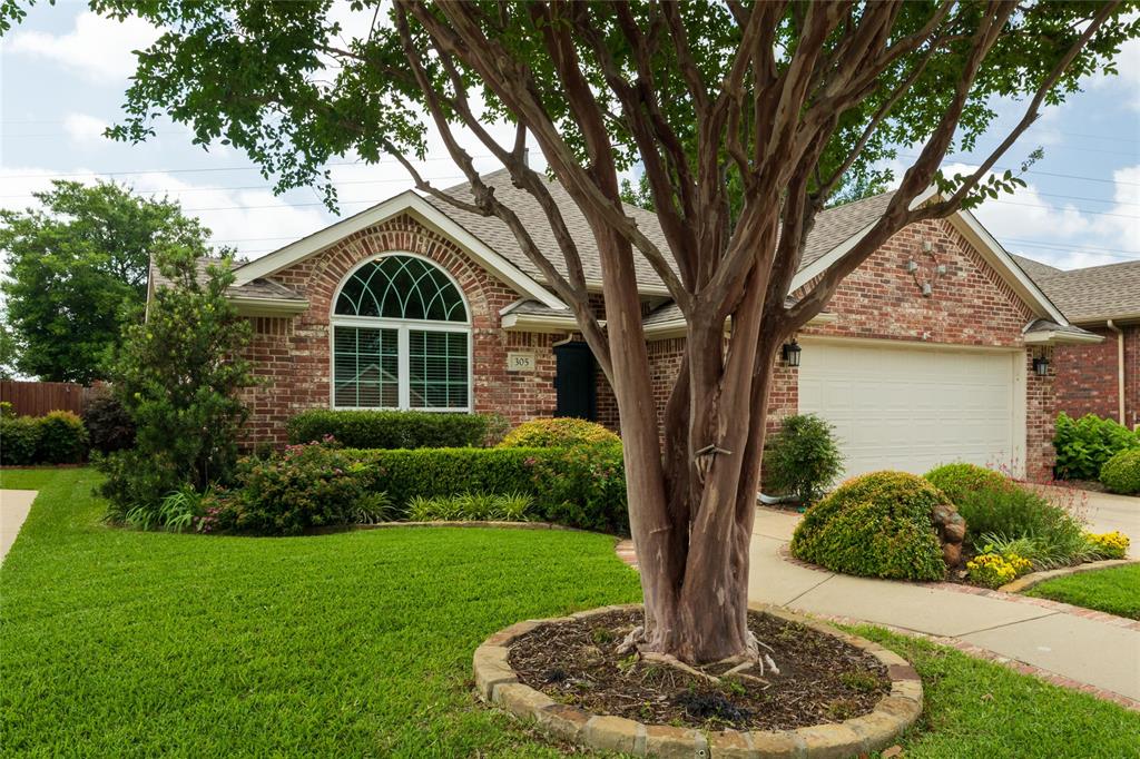 305 Chantilly Court