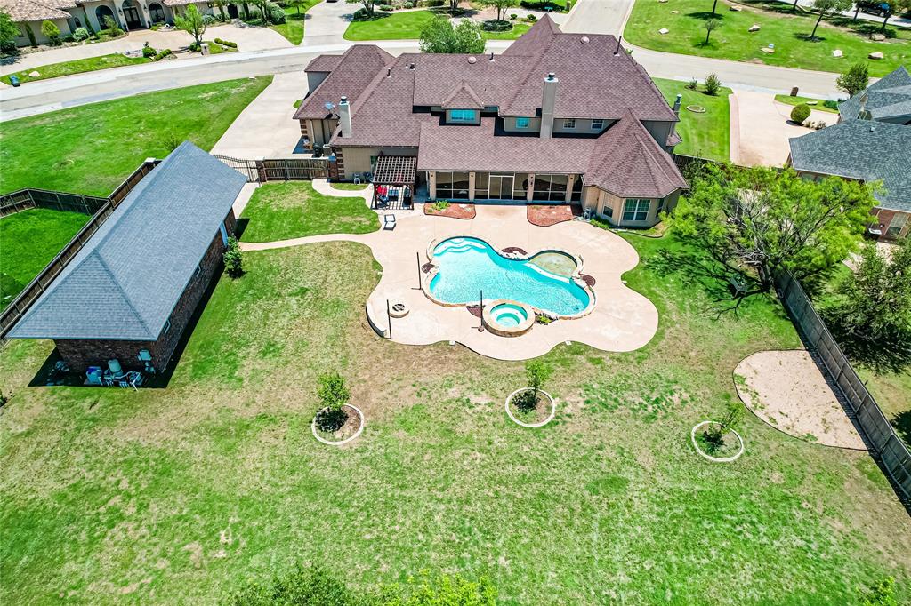 1201 Saddle Lakes Drive