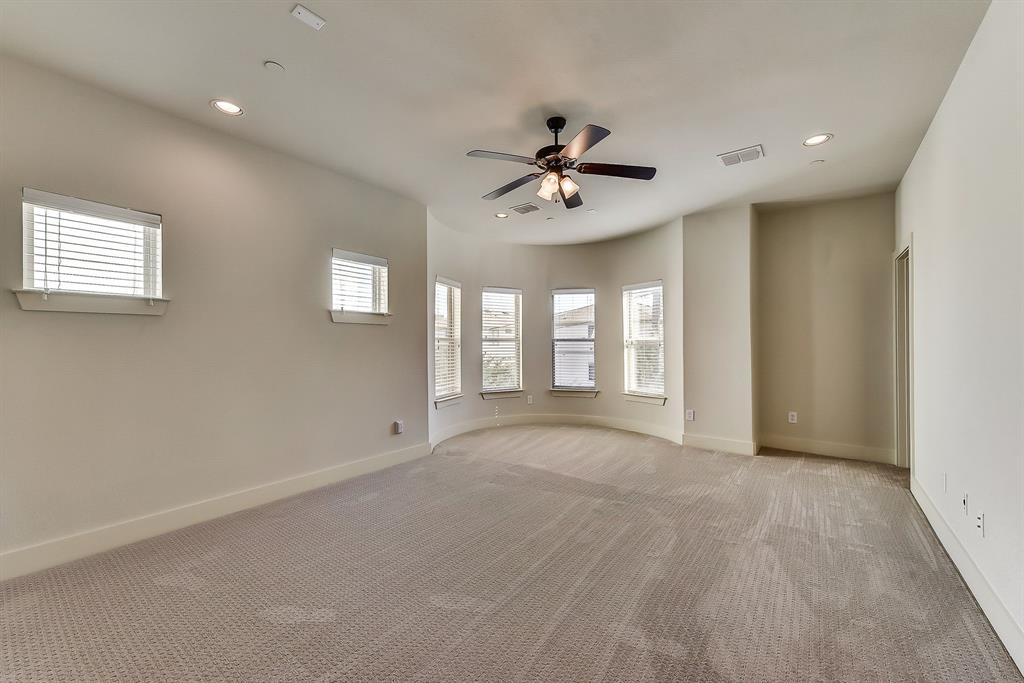 4111 Rawlins Street 404