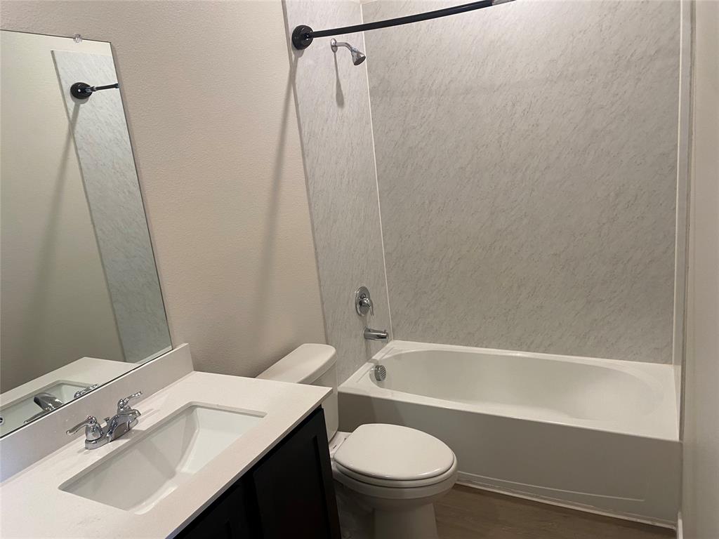 Iron horse - Residential Lease