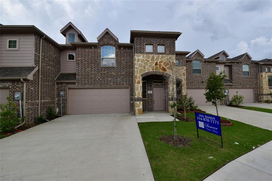 BRAND NEW 3-3-2 IN BEAUTIFUL PIONEER HILLS ! MUST SEE. READY NOW!