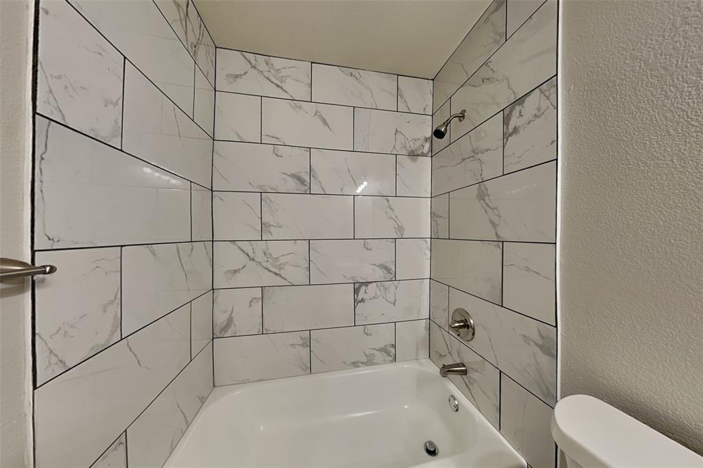 Parks At Boat Club The - Residential Lease