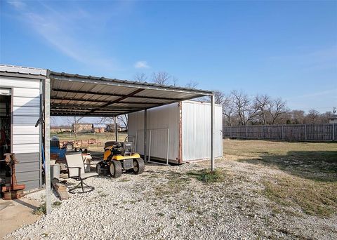 Tiny photo for 176 Graydon Road, Whitesboro, TX 76273 (MLS # 21197109)