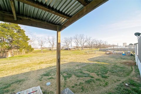 Tiny photo for 176 Graydon Road, Whitesboro, TX 76273 (MLS # 21197109)