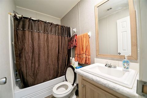 Tiny photo for 176 Graydon Road, Whitesboro, TX 76273 (MLS # 21197109)