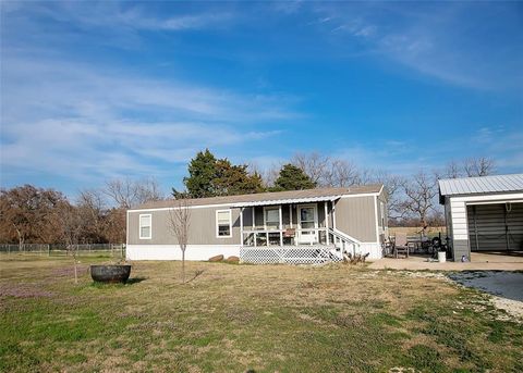 Photo of 176 Graydon Road, Whitesboro, TX 76273 (MLS # 21197109)