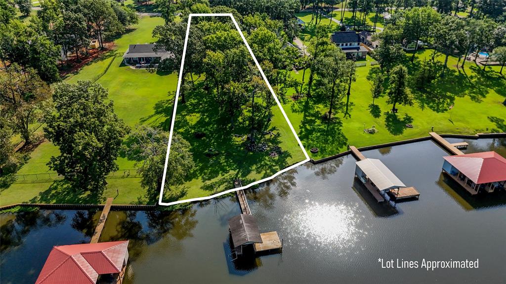 Stone Chimney Cove - Residential