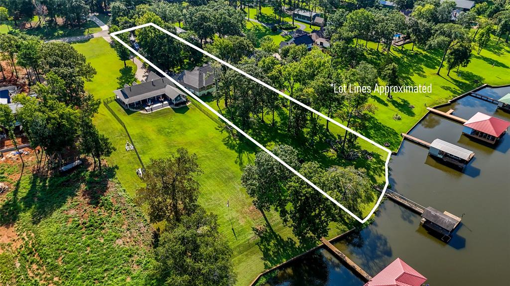 Stone Chimney Cove - Residential