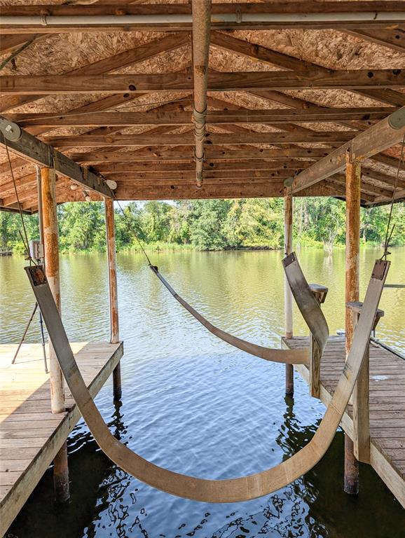 Stone Chimney Cove - Residential