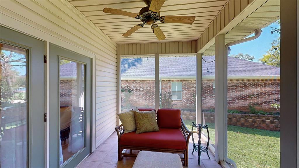 Stone Chimney Cove - Residential