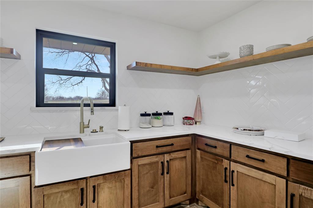 Moore Lonson - Residential